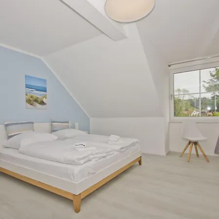 Moderne Mit Gartennutzung - Haus Inselwind Meerbucht *